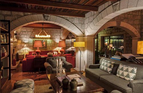 Ayvacik Hotel | Simurg Inn