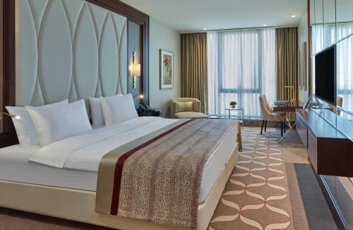 Halkali Hotel | Elite World Grand Istanbul Basın Ekspres
