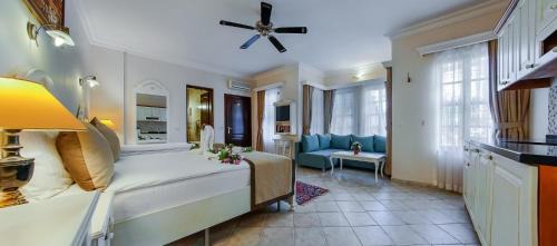 Kaleici Hotel | La Paloma Hotel