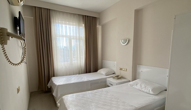 Gunes Hotel