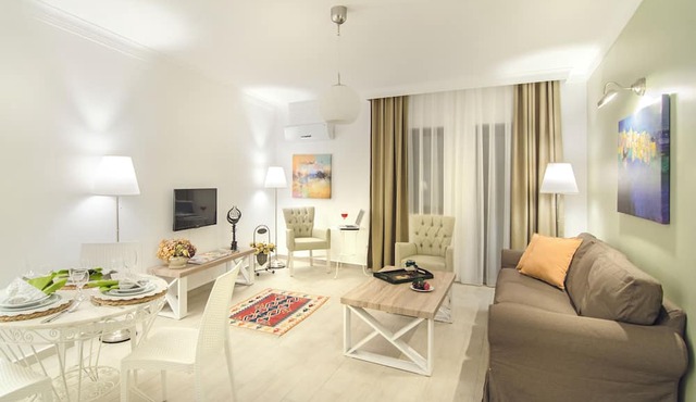 Rodina Suites