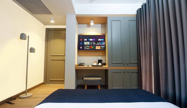 Mellow Blue Hotel