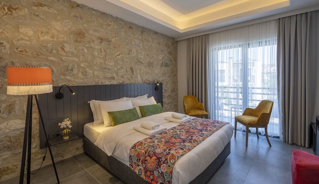 Dadya Bora Hotel