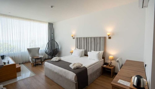 LAKE LİFE HOTEL in Iznik