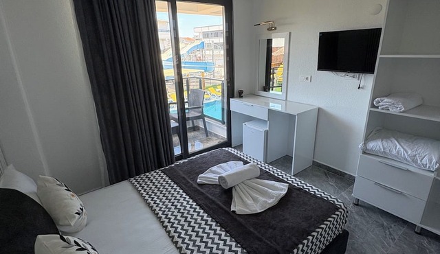 Atas Aqua Otel Avsa