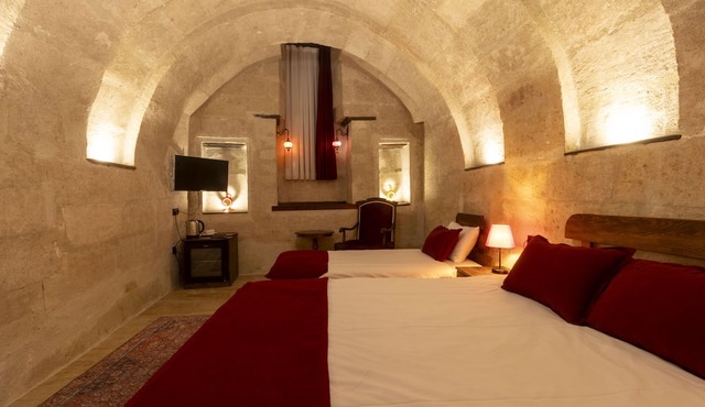 Uzay Cave Suite Hotel in Ürgüp
