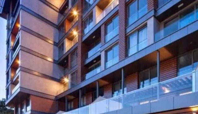 Luxury Residence Balcony w Pool in Sisli in Istanbul