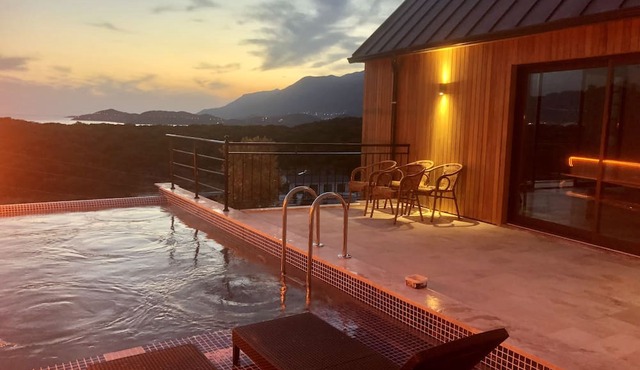 2 bedroom villa with private pool and great views in Kas