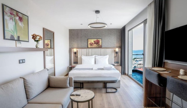 Seatown Residence