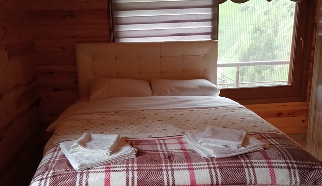 Kale-İ Bala Hotel in Camlihemsin