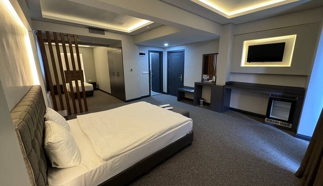 Gardan Hotel