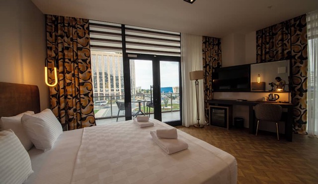 V Center Hotel