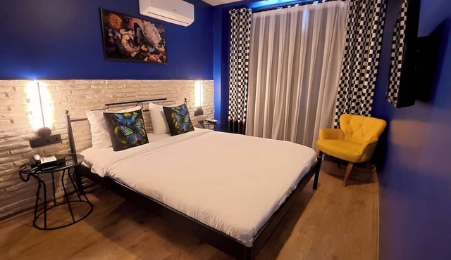 Think Hotel