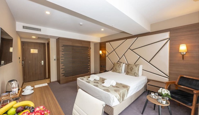 Litros Hotel & Spa