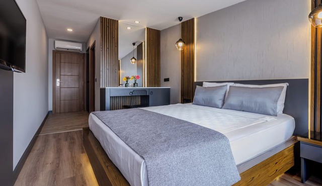 Adora Calma Beach Hotel - Adults Only