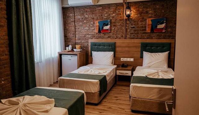 HASUNİ TAŞ HOTEL in Diyarbakir