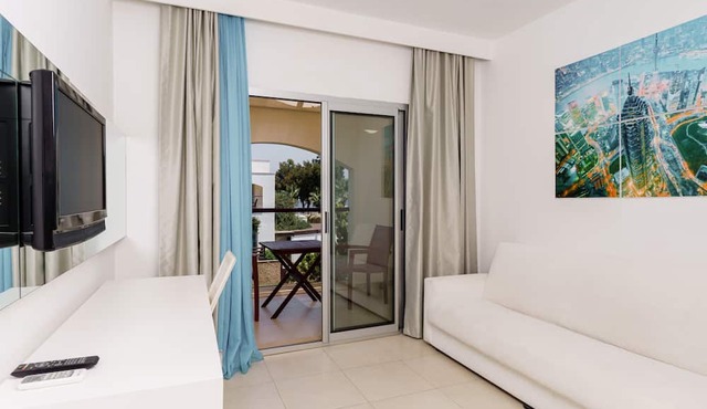 Costa Luvi Hotel