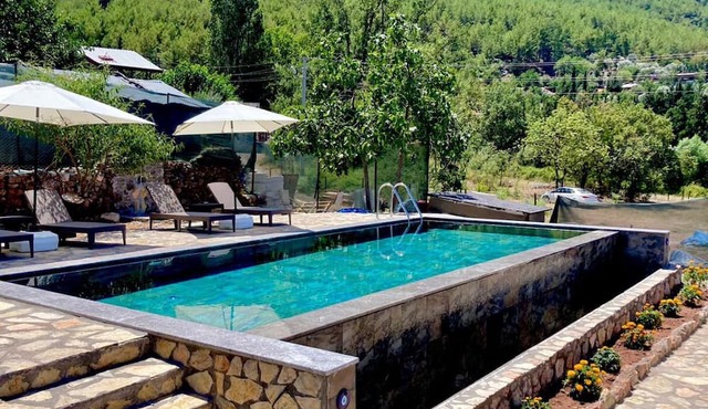 Dedehan Retreat Otel