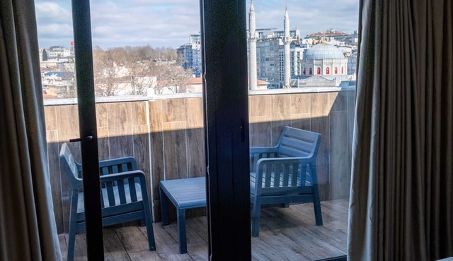 Maranda Suite Hotel