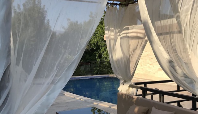 Dardanos Hotel