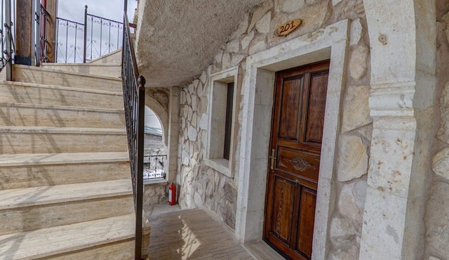 Hikmet's House