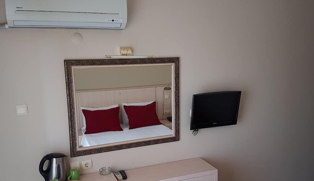 Ileri Hotel & Apartments