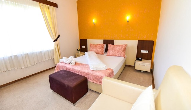 Legend Otel Tem