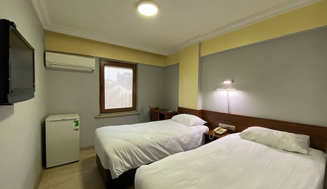 Hotel Cenedag
