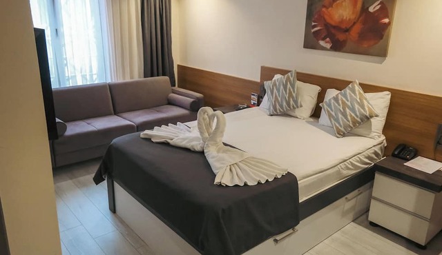 Devin Otel Isparta