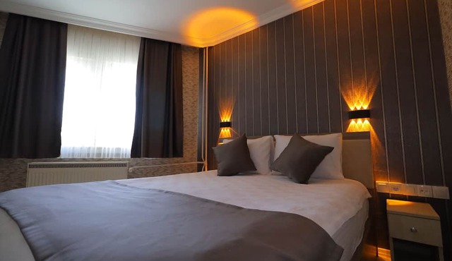 Artan Hotel