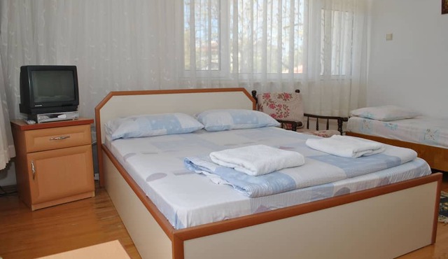 Sehsuvar Peace Pension
