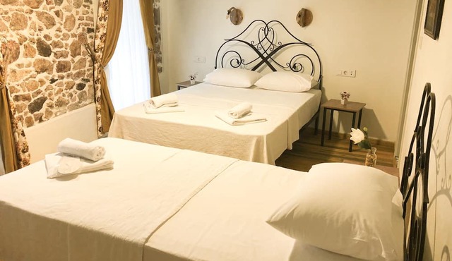 Kastoria Butik Pansiyon in Ayvalik