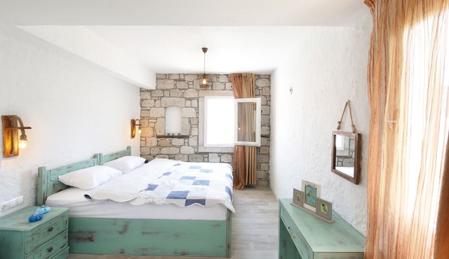 Monat Otel Alacati