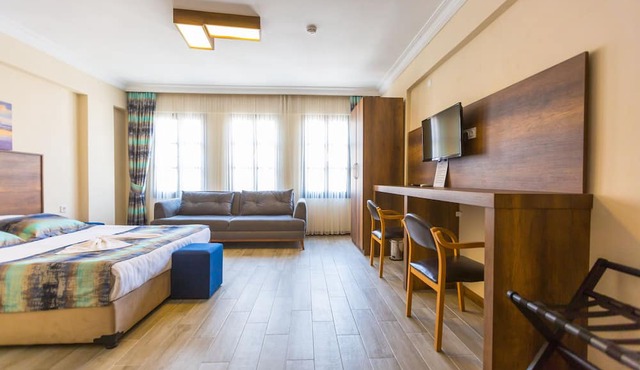 Old Town Boutique Hotel