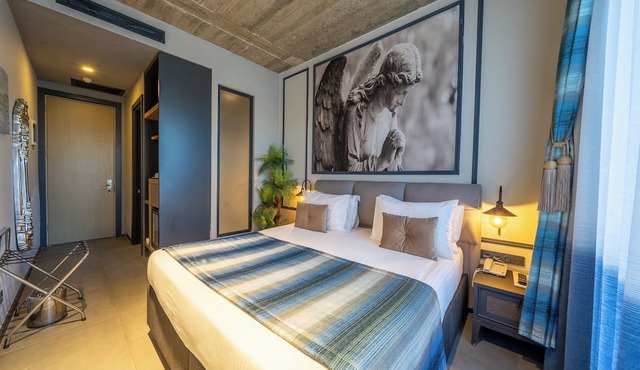 Sandora Boutique Hotel