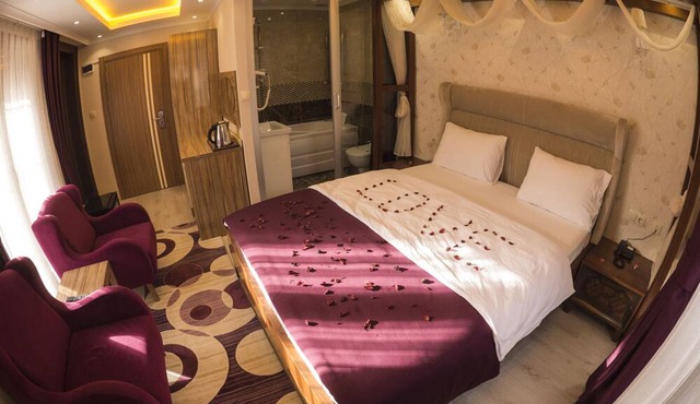 Elif Inan Otel