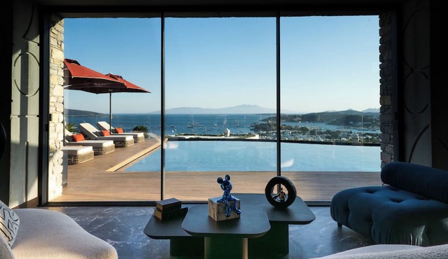 Mavilu Luxury Hotel