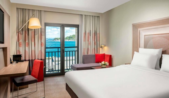 Novotel Istanbul Bosphorus