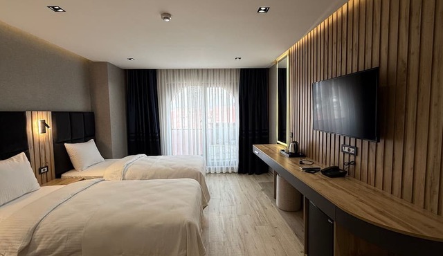 KARACA HOTEL VAN