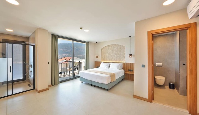 Lyxos Hotel