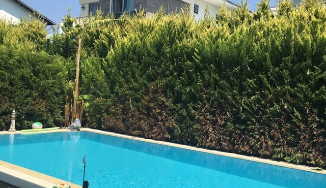 "İzmir Alaçatı'da Özel Havuzlu, Lüks ve Konforlu Tatil Villası in Izmir