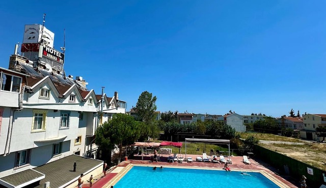 Aqua Marmara Hotel