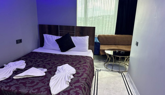 Grand Lara Hotel & Apartments