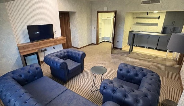 Shelby Hotel