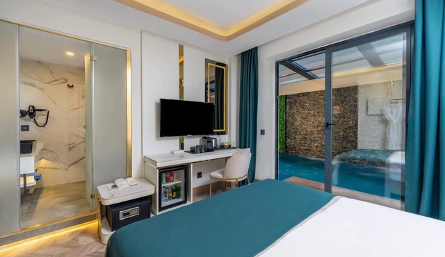 Lexia Hotels