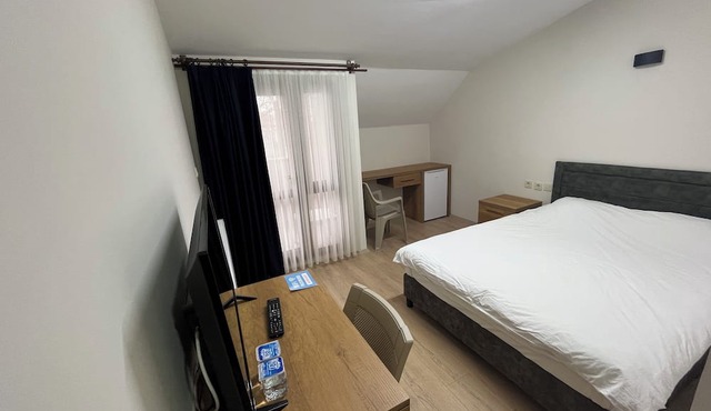 Banaz Eren Otel in Banaz