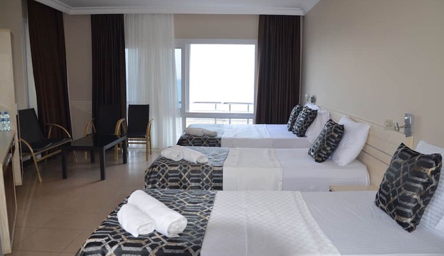 Denizkumu Hotel