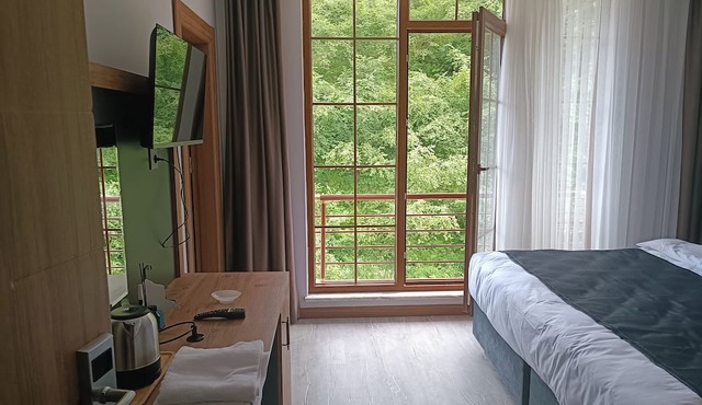 Çardak Alti Otel