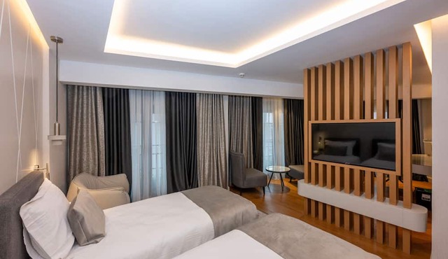 Baver Hotel