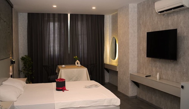 Cali Royal Otel